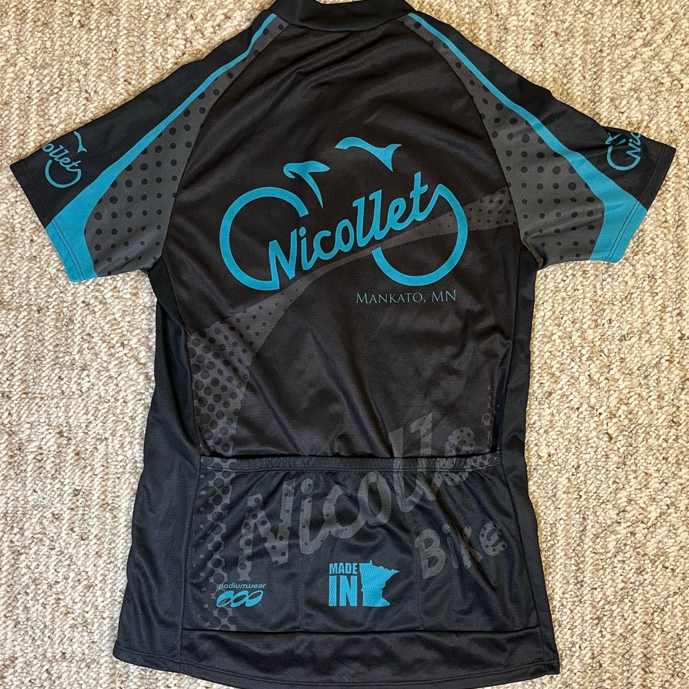 Medium Womens Cycling Jersey - Picture 2 of 2